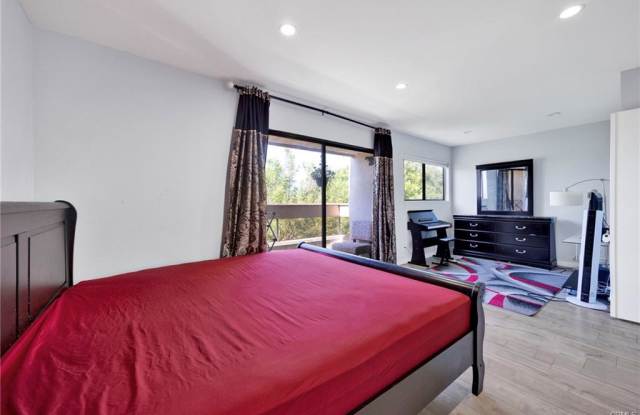 5533 Edward E Horton Lane