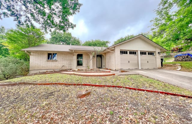 947 Spring Hill Drive - 947 Spring Hill Drive, New Braunfels, TX 78130