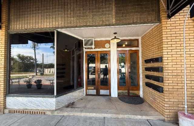 Photo of 359 Railroad Street unit: B