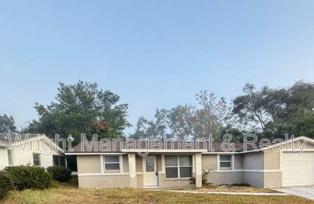 7611 Ilex Drive