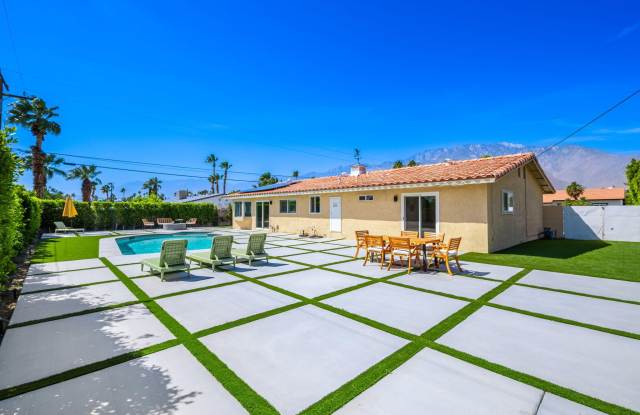 Photo of 2240 N San Gorgonio Road