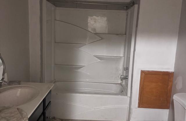 Photo of Welcome to 3811 E 50th Street, Cleveland, OH 44105 - Section 8 Welcome