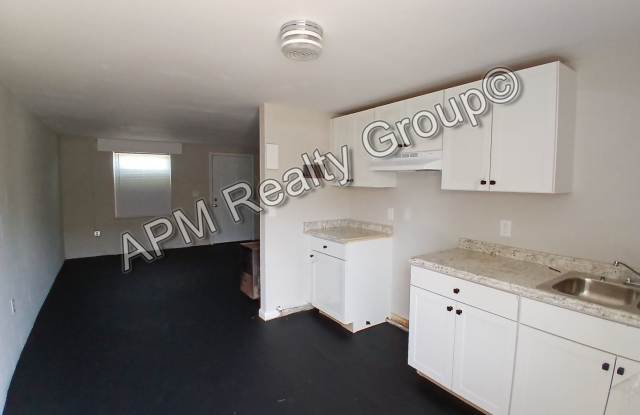 Updated apartment off Harden Street - 50% off second month of rent photos photos