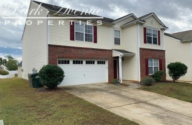 833 Willow Creek Dr - 833 Willow Creek Drive, Gastonia, NC 28054