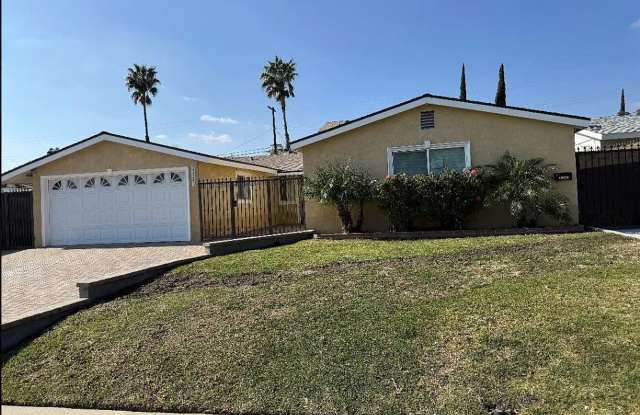 Beautiful and Spacious 4 Bedroom Home in Granada Hills!