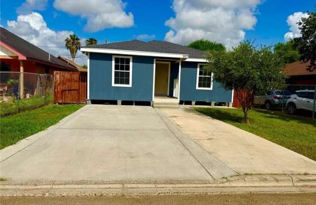 909 El Campo Drive
