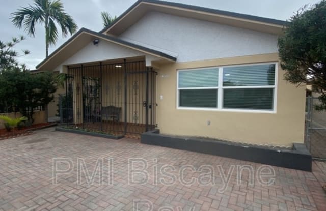 1350 W 39th Pl - 1350 West 39th Place, Hialeah, FL 33012