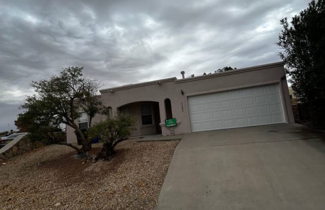 2582 Benz Dr. - 2582 Benz Drive, Las Cruces, NM 88001