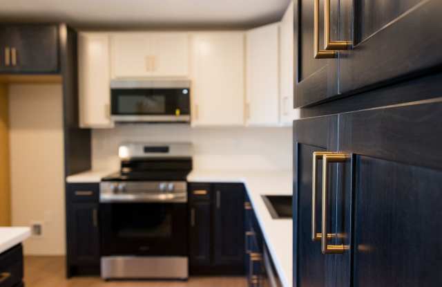 Brook Hill Apartments