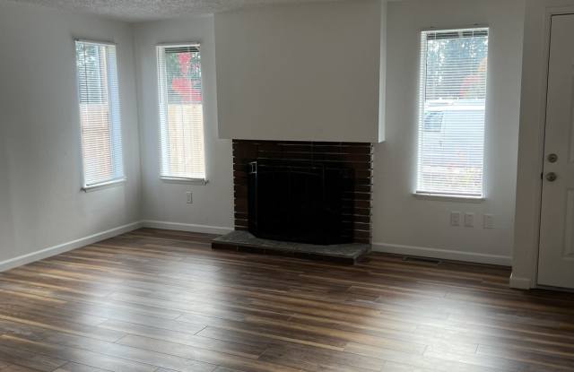 2394 Lodgepole Drive Southeast