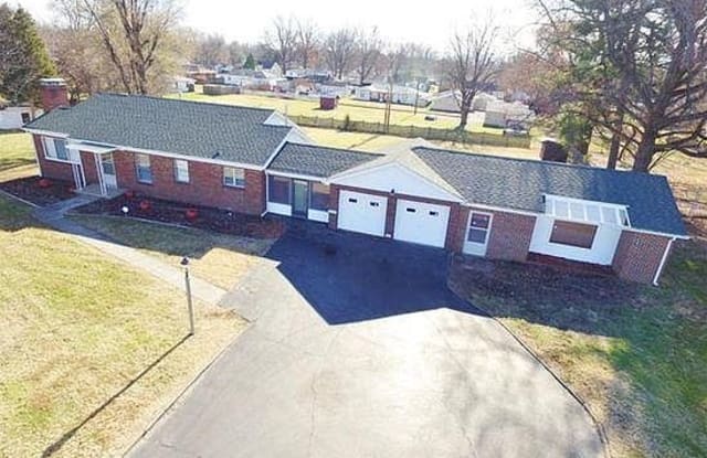 1804 N Belt W - 1804 North Belt West, Belleville, IL 62226