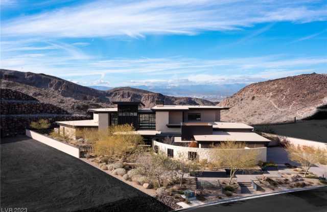 19 SANCTUARY PEAK Court