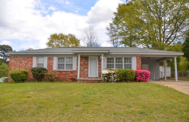 4411 30th Avenue East - 4411 30th Avenue East, Tuscaloosa, AL 35405