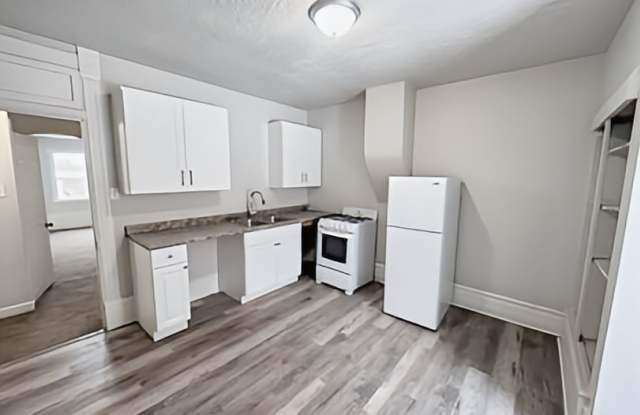 1358 Washington Boulevard - B