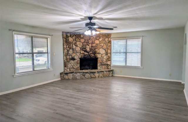 2805 S BANDERA DRIVE