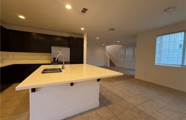 2950 S Via Belamaria