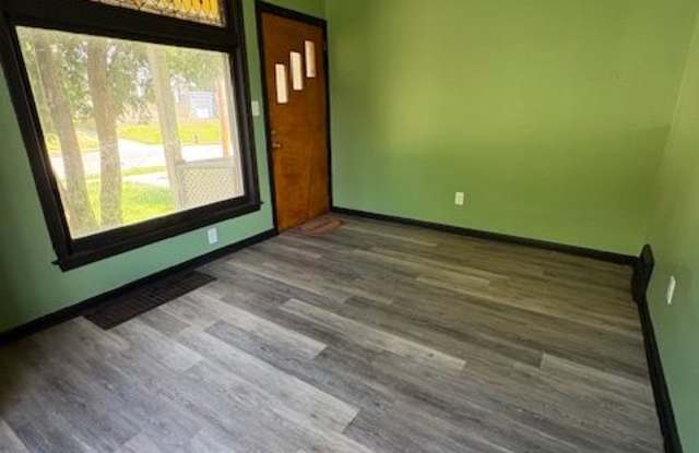 111 Glenwood Avenue - 1