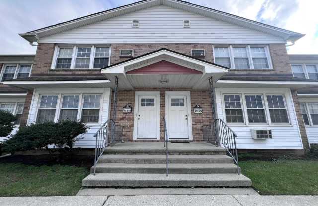 Photo of 705 N Dudley Ave