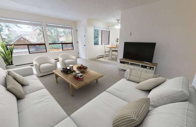 Photo of 8409 5th Ave NE