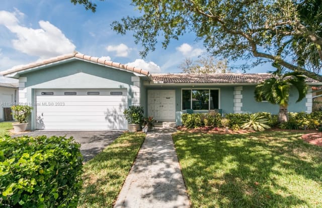 5501 Garfield St - 5501 Garfield Street, Hollywood, FL 33021