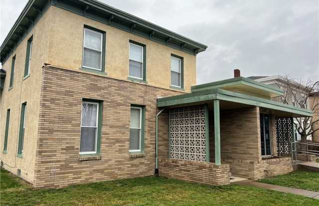 251 1/2 Fair Avenue NW