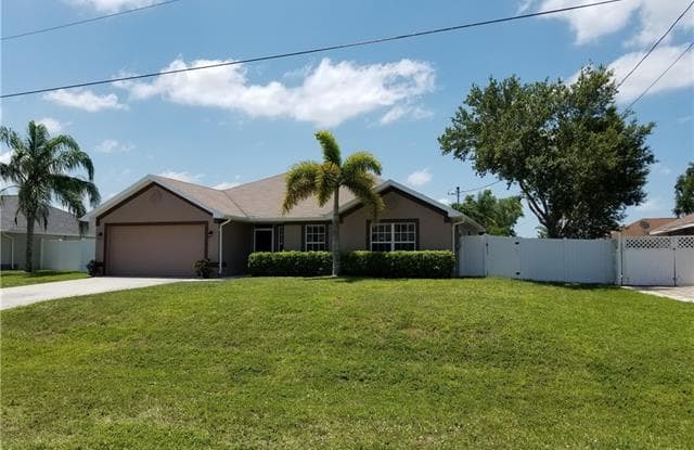 1818 SW 22nd TER - 1818 Southwest 22nd Terrace, Cape Coral, FL 33991