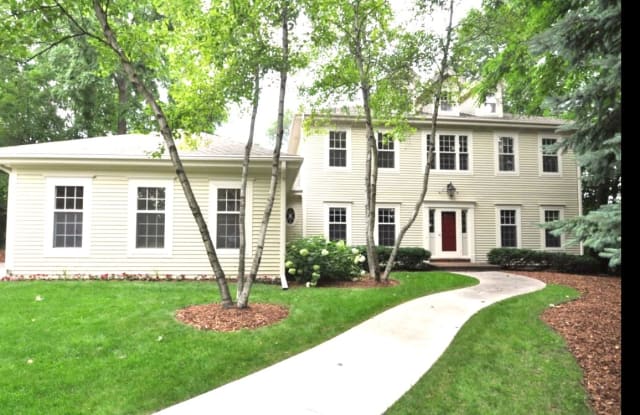 17540 Mariner Court - 17540 Mariner Court, Brookfield, WI 53045