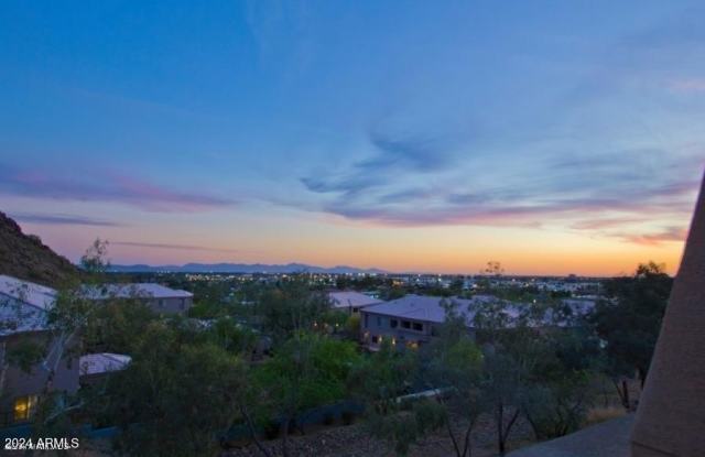Photo of 1601 W SUNNYSIDE Drive