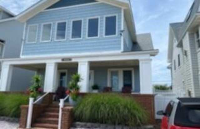 2004 Ocean Avenue