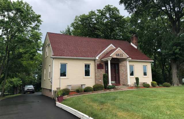 Photo of 4821 E STREET Road