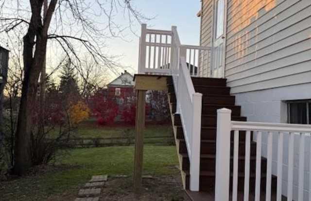 1 W HIGH Street unit: A