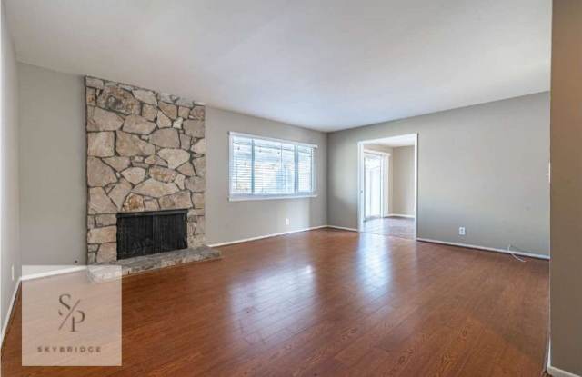 1521 Cedarmont Dr.