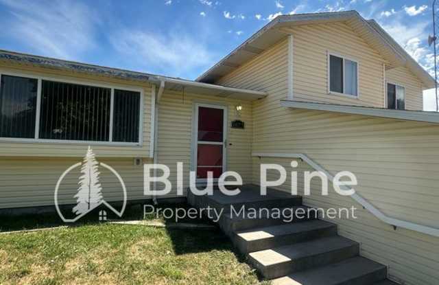 1077 East 1300 North