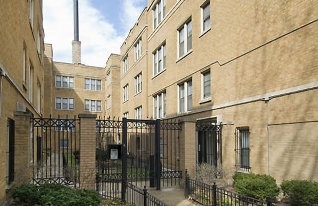 5056 1/2 N. Kenmore #4 - 5056 North Kenmore Avenue, Chicago, IL 60640