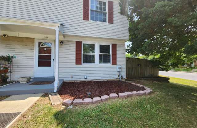 1768 CARRIAGE WAY