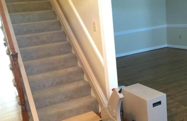 16405 EQUESTRIAN Lane