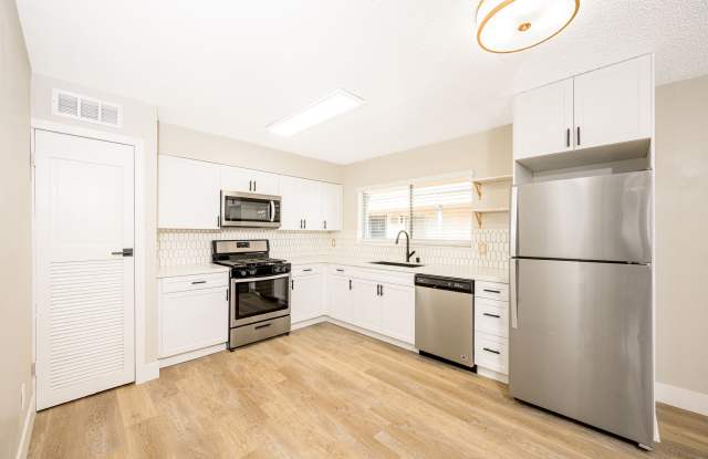 535 North Hobart Apartments