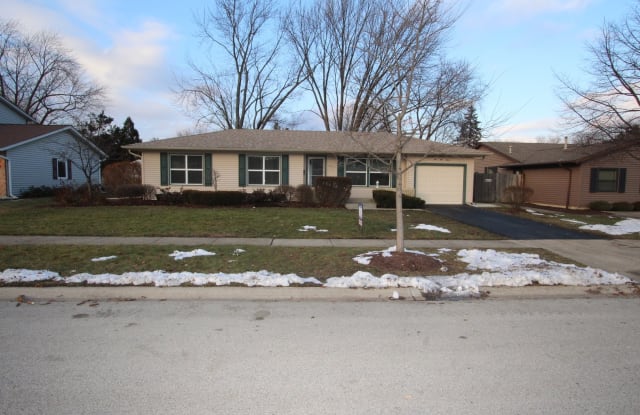 567 Northampton Circle - 567 Northampton Circle, Elk Grove Village, IL 60007