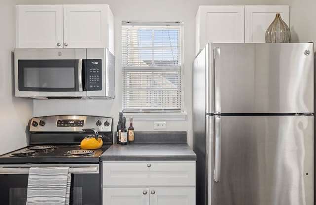 Student Housing - Seahawk Retreat