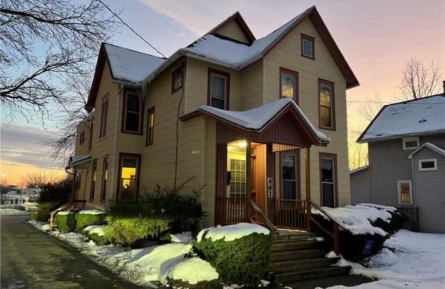 461 High Street