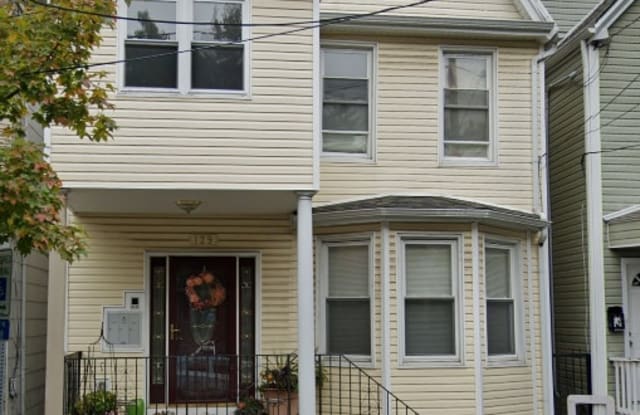 131 S 13th 3 - 131 South 13th Street, Newark, NJ 07107