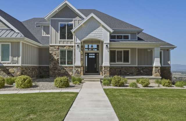 Luxurious Herriman 6 Bed with Indoor Court, Theater & Stunning Views!!!