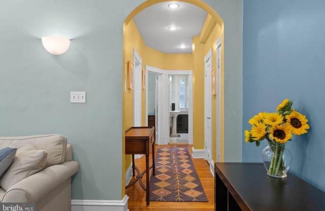 5112 CONNECTICUT Avenue NW unit: 205