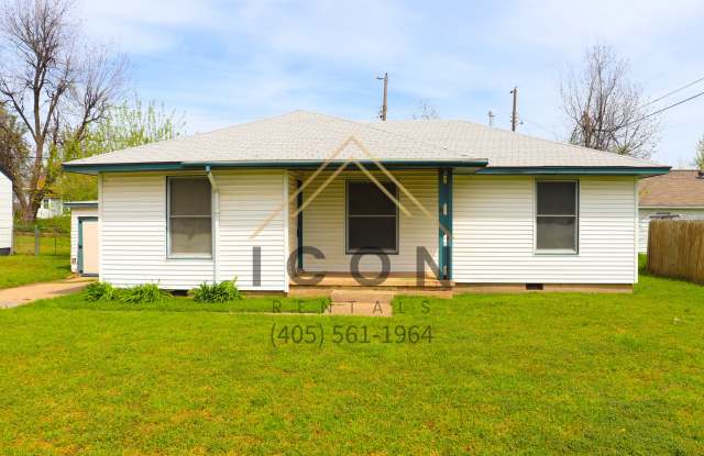 1108 West Warren Street - 1108 West Warren Street, El Reno, OK 73036