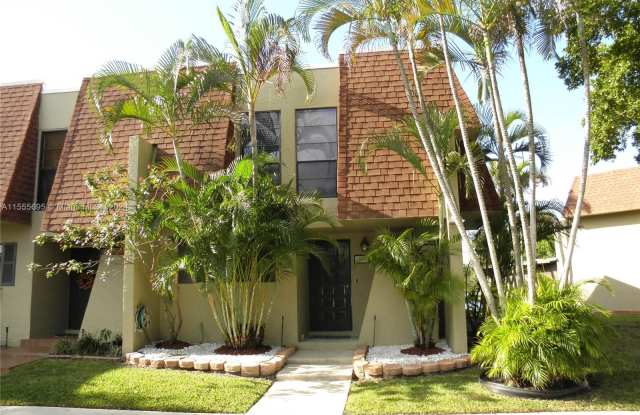 8906 Palm Tree Lane