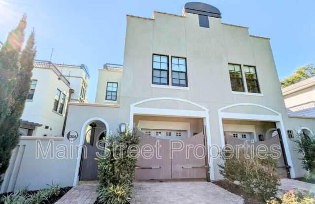 305 North 8th Avenue