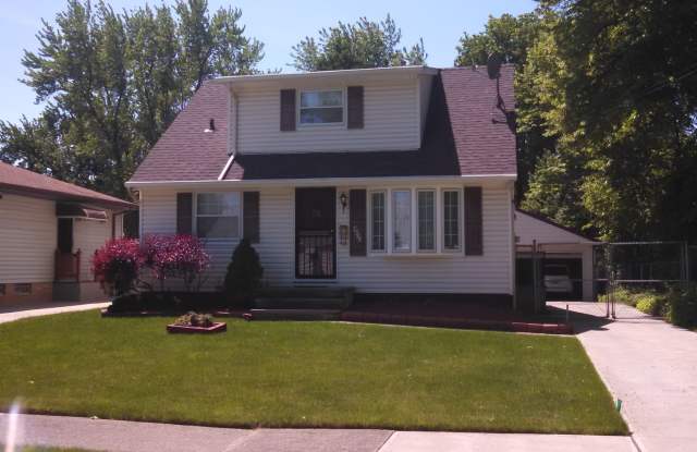 Amazing 4 bedroom Capecod - 4630 West 190th Street, Cleveland, OH 44135