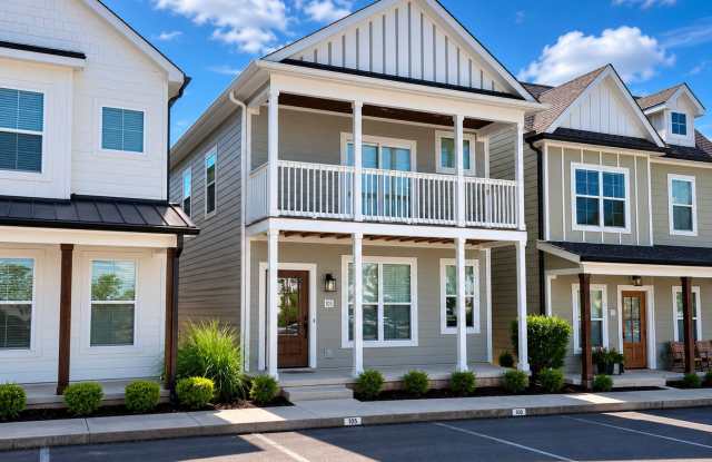 Luxury 4-Bedroom Home with Resort-Style Pool Access Near Tennessee Tech