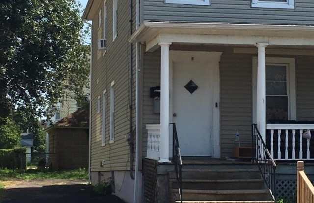 7 Maple Street