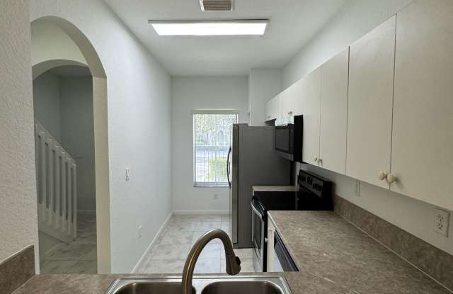 4903 SW 140 Terrance